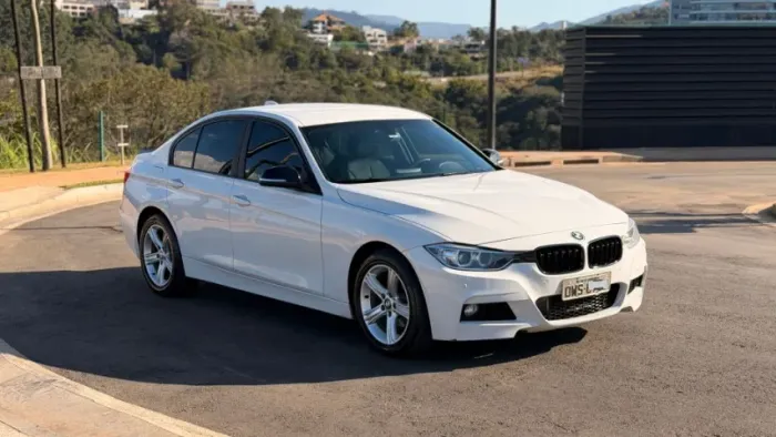 BMW 316I 1.6 TB 16V 136cv 4P 2014
