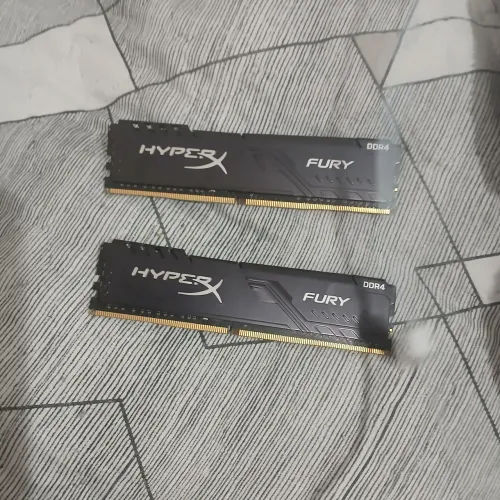 Dois Pentes memória ram fury Kingstom 16gb (2x8)