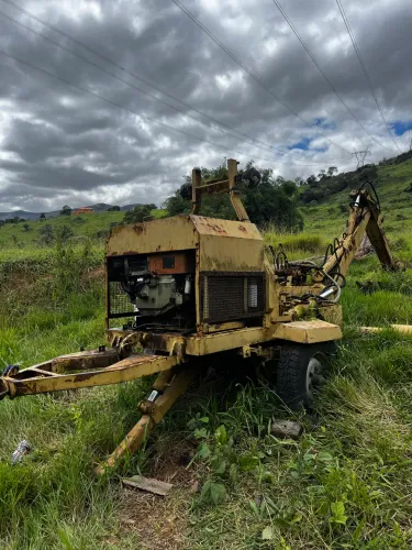 Escavadeira Diesel 
