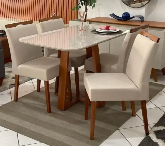 MESA 4 CADEIRAS ESTOFADO MADEIRA MACIÇA 