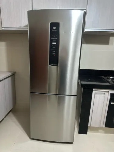 Geladeira Electrolux Inverse Inverter Frost Free Inox Look (AutoSense)