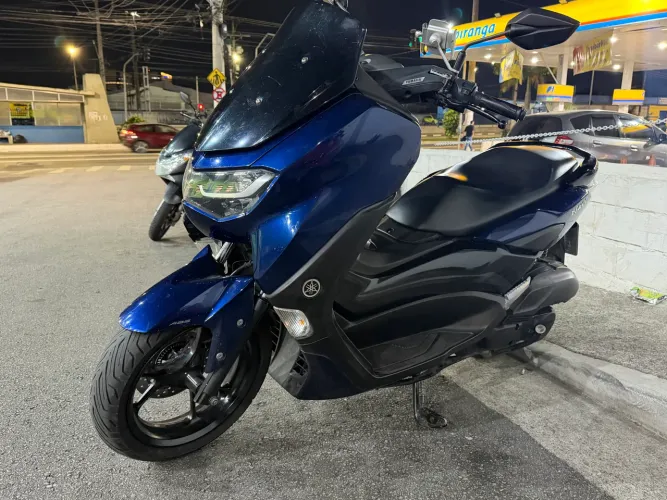 Moto Nmax 2022