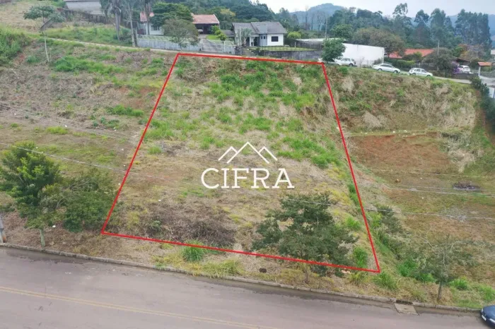 Terreno Urbano - Venda - 1.125m2 - Rua Guilherme Hamann - Loteamento Paraíso Verde - Fundo