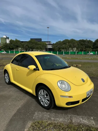 Volkswagen New Beetle 2.0 MI Mec./aut. 2010