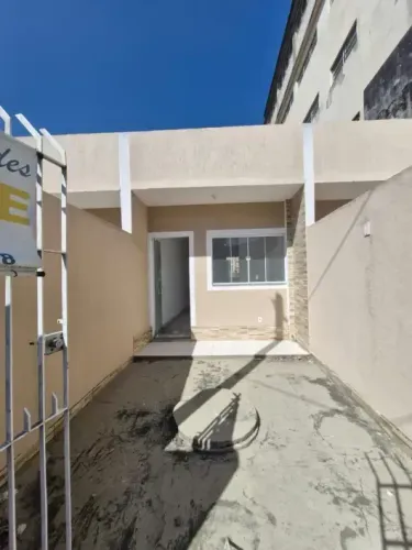 R$ 157 mil por uma casa térrea, independente e com espaço para crescer.