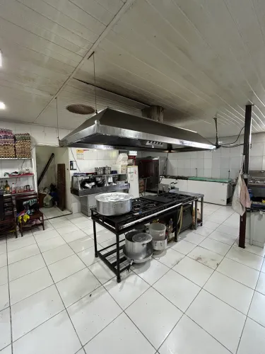 Vendo equipamentos de restaurante ou troco por carro