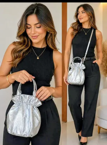 Bolsa de Couro Metalizada Prata - Mac Bennett