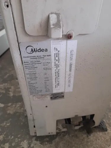 Duas Condensadoras de Ar Condicionado (Samsung Inverter + Midea 18k BTU) - No Estado!