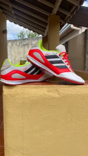 Tênis futsal adidas sala