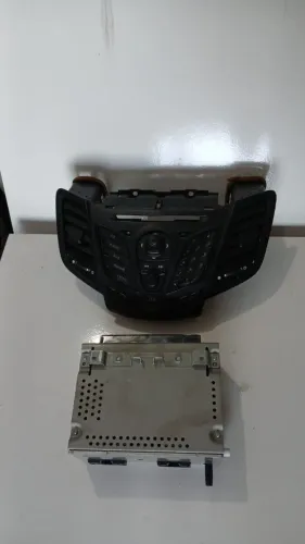 Radio Original Ford New Fiesta (242)