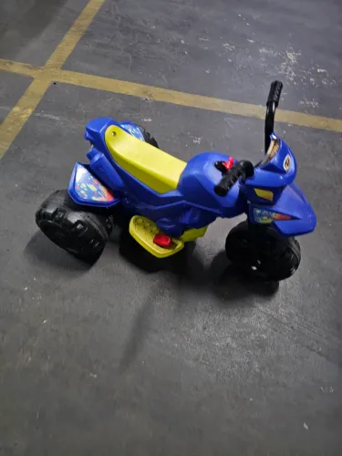 Moto Eletrica Infantil Mini Motinho Triciclo Bateria Criança