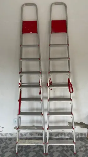 Escadas de Alumínio 2,65m de altura - 1 Par