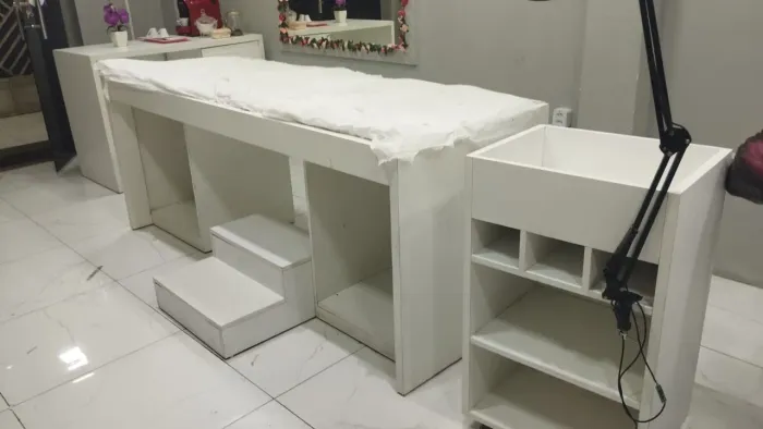 Mobiliário para clínica estética ou saúde
