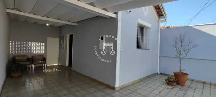 CASA COM 02 DORMITÓRIOS À VENDA NA VILA DE VITO EM JUNDIAÍ