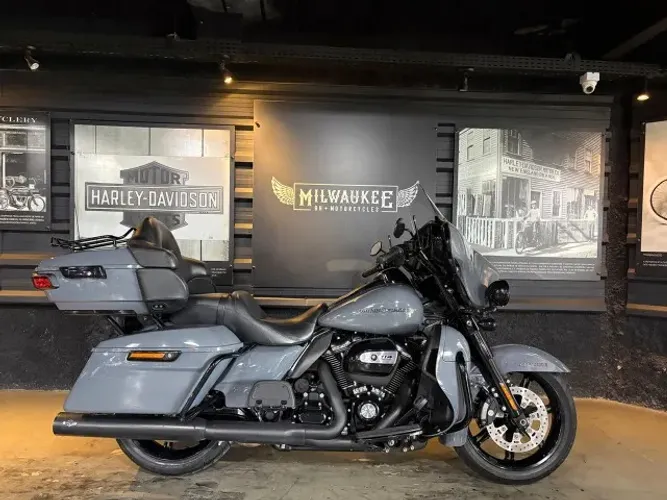 HARLEY-DAVIDSON ULTRA LIMITED 114