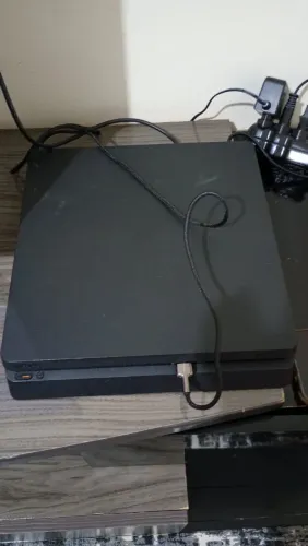 ? VENDO PLAYSTATION 4 (PS4) - ÓTIMO ESTADO! ?