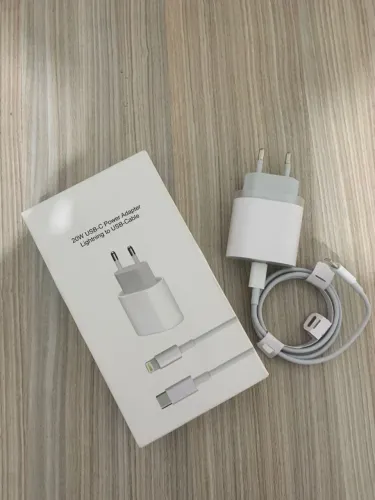 Carregador de iPhone