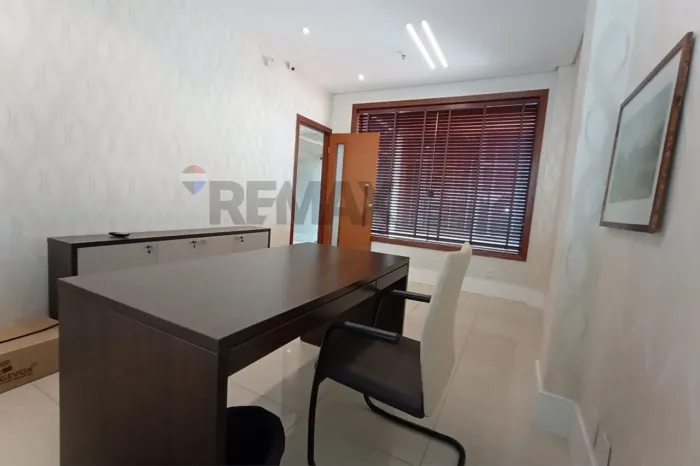 Sala Comercial pra Locação.