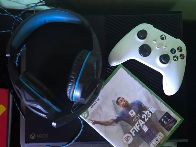 VENDO OU TROCO POR PS4