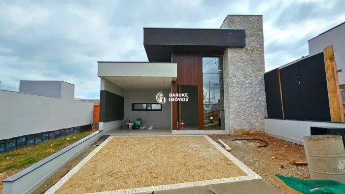 Casa de condomínio 3 quartos 3 suítes com piscina à venda no Condomínio Jardim Park Vista