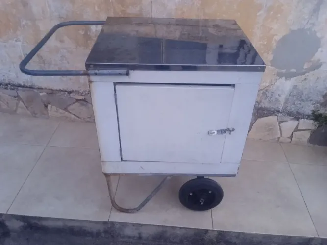 Carrinho de cachorro quente 