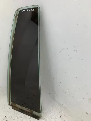 Vidro Pequeno Porta Traseira Direita Zafira 2012