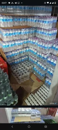 Vendo distribuidora de bebidas fechada com tudo dentro