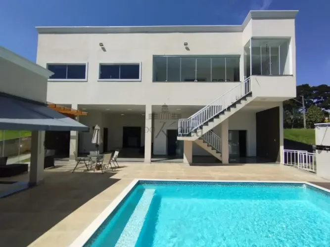Casa /Sobrado com 4 Dormitório e com 377m² - Recanto Santa Bárbara - Jambeiro.