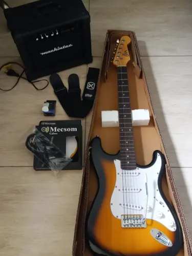 Vendo Guitarra EWA Stratocaster ultima oferta