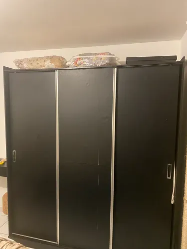 Guarda roupas casal preto