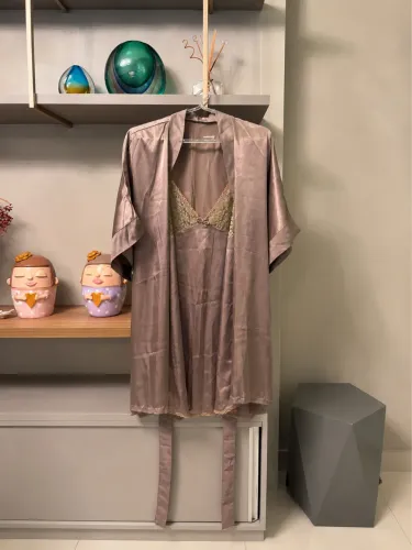 Conjunto camisola + robe