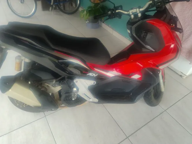 Vendo Honda ADV 150