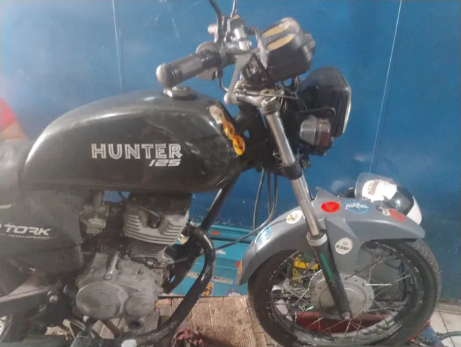 Vende-se Hunter 125 em dias 4.500