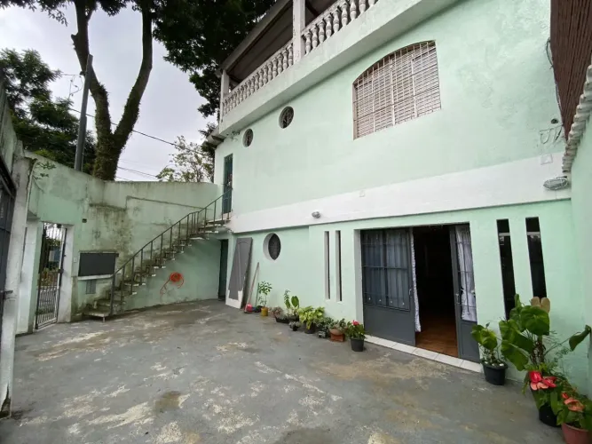 Oportunidade!!! 3 casas para venda na Vila Liviero