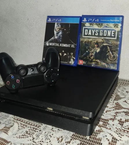 PS4 SLIM 1TB