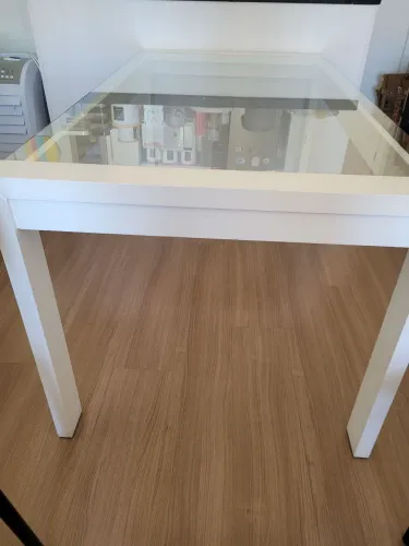 Mesa de jantar Tok Stok 4 cadeiras 