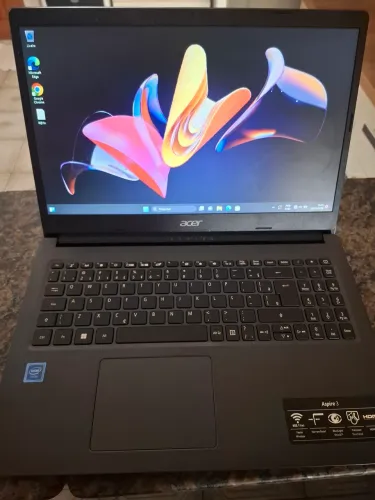 Vendo notebook Acer aspire 3