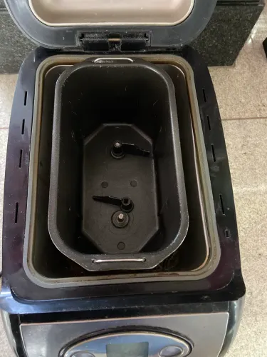 Máquina de fazer pão Philco