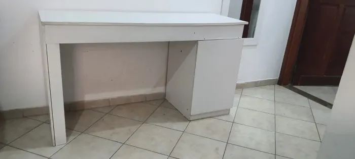 Escrivaninha de estudar