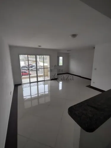 Oportunidade - Apartamento - Residencial Grand Vita - Urbanova - 3 Dormitórios - 81m².