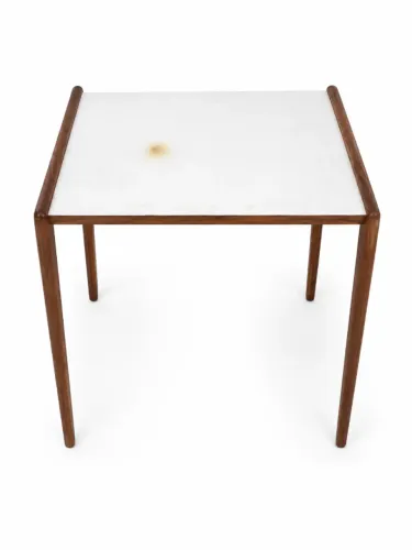 Mesa Lateral Vintage em Madeira com Tampo Branco - Elegante e Decorativa