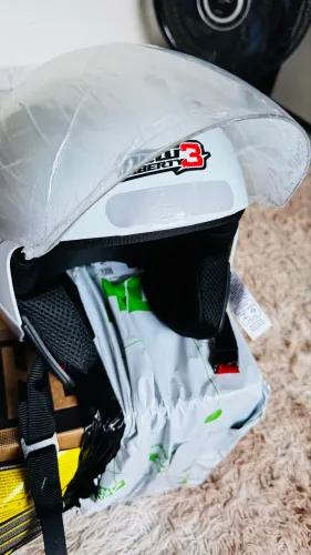 Capacete aberto pro tork novo na embalagem e etiqueta 