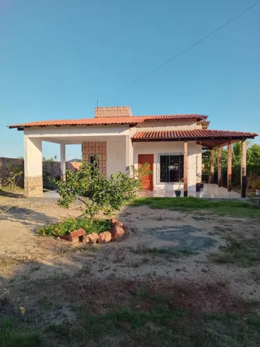 Casa na entra do vinhote ou posto ATEM tem a 100 mas do asfalto