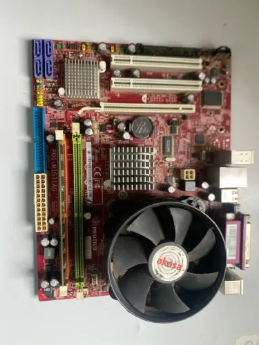 Kit Placa-Mãe Positivo POS-MIG31AG + Processador Intel Pentium + 2GB RAM DDR2