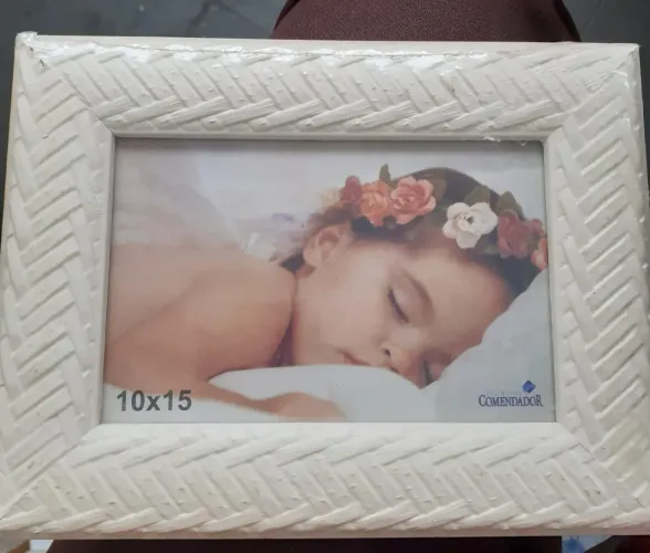 Porta retrato 10x15 branco ,disponivel 20 unidades