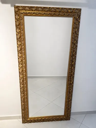 ESPELHO DECORATIVO GRANDE COM MOLDURA CLÁSSICA 