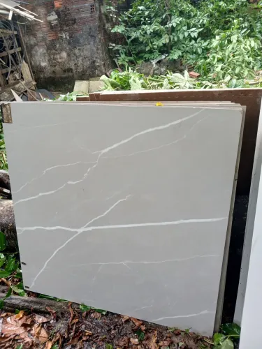 PORCELANATO