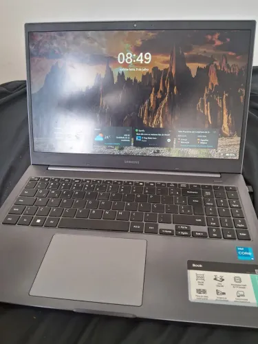 Vende-se notebook