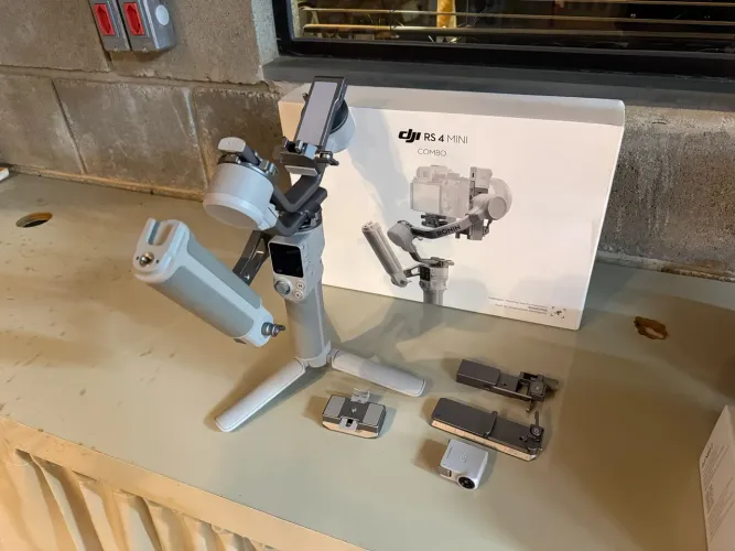DJI RS4 Mini - Gimbal nunca usado