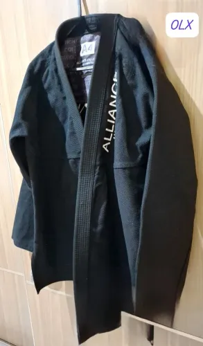 KINOMO JIU JITSU A4 (USADO 1 ÚNICA VEZ)
